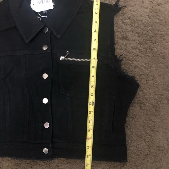 Dolls Kill Cropped Black Denim Jacket Size XX-Large - Picture 7 of 8